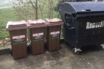 Rozmiestnili kontajnery na bioodpad. V domácnosti sú najlepšie odvetrávané nádoby